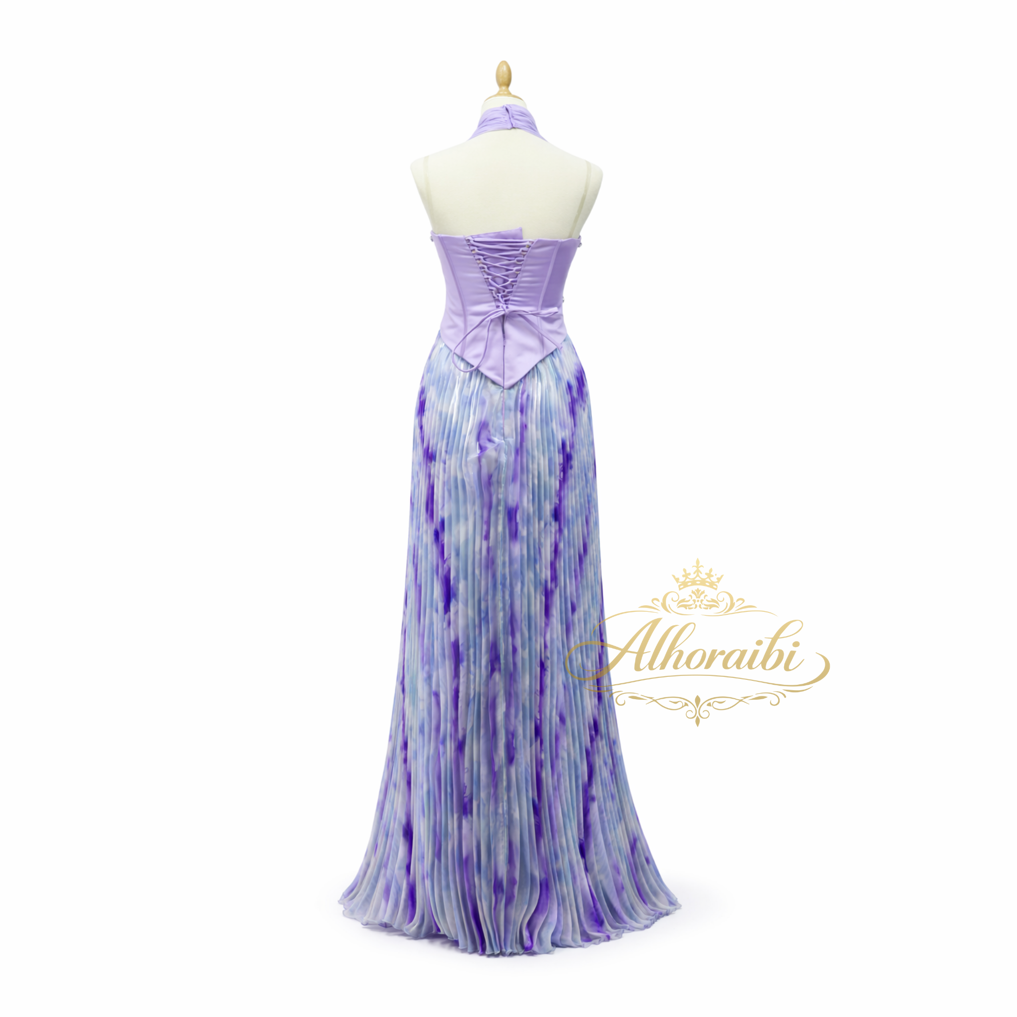 تفاصيل خلفية فستان سهرة بنفسجي أنيق